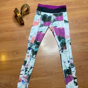 Lululemon Leggings (multicolor)